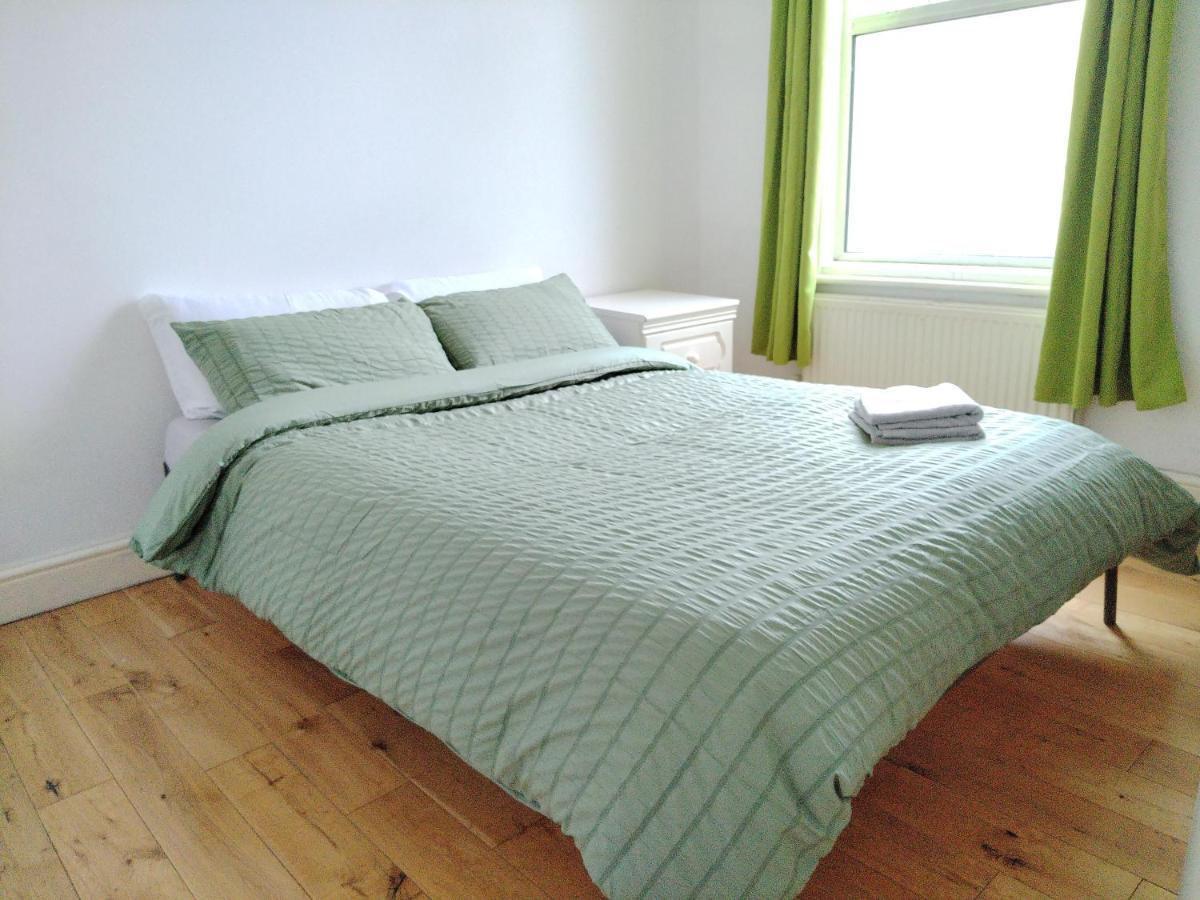 Cosy Rooms Near Canary Wharf & The O2 London Exterior photo