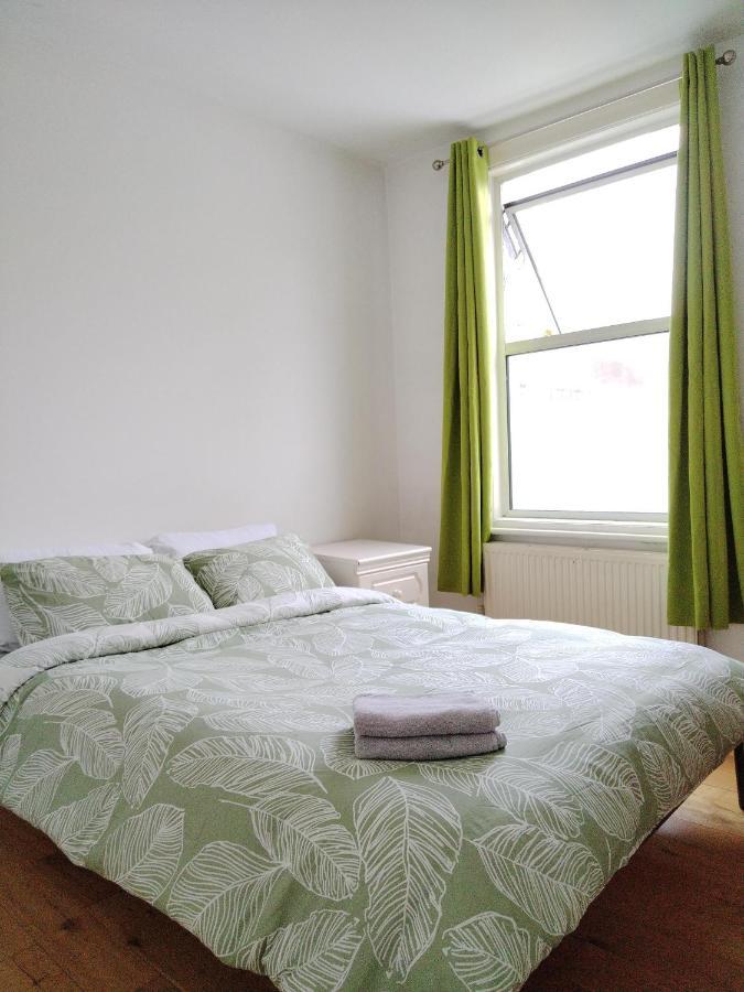 Cosy Rooms Near Canary Wharf & The O2 London Exterior photo