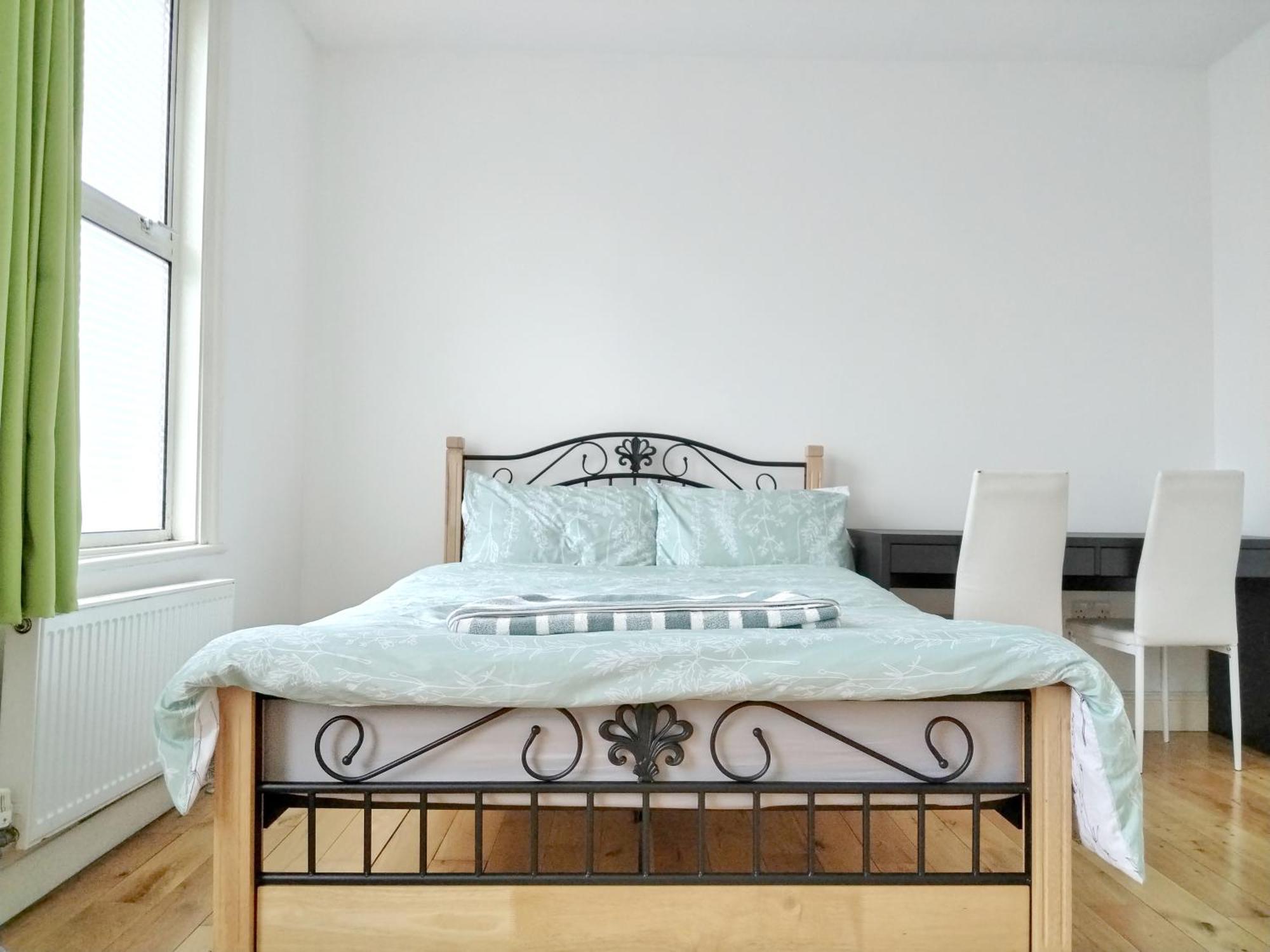 Cosy Rooms Near Canary Wharf & The O2 London Exterior photo