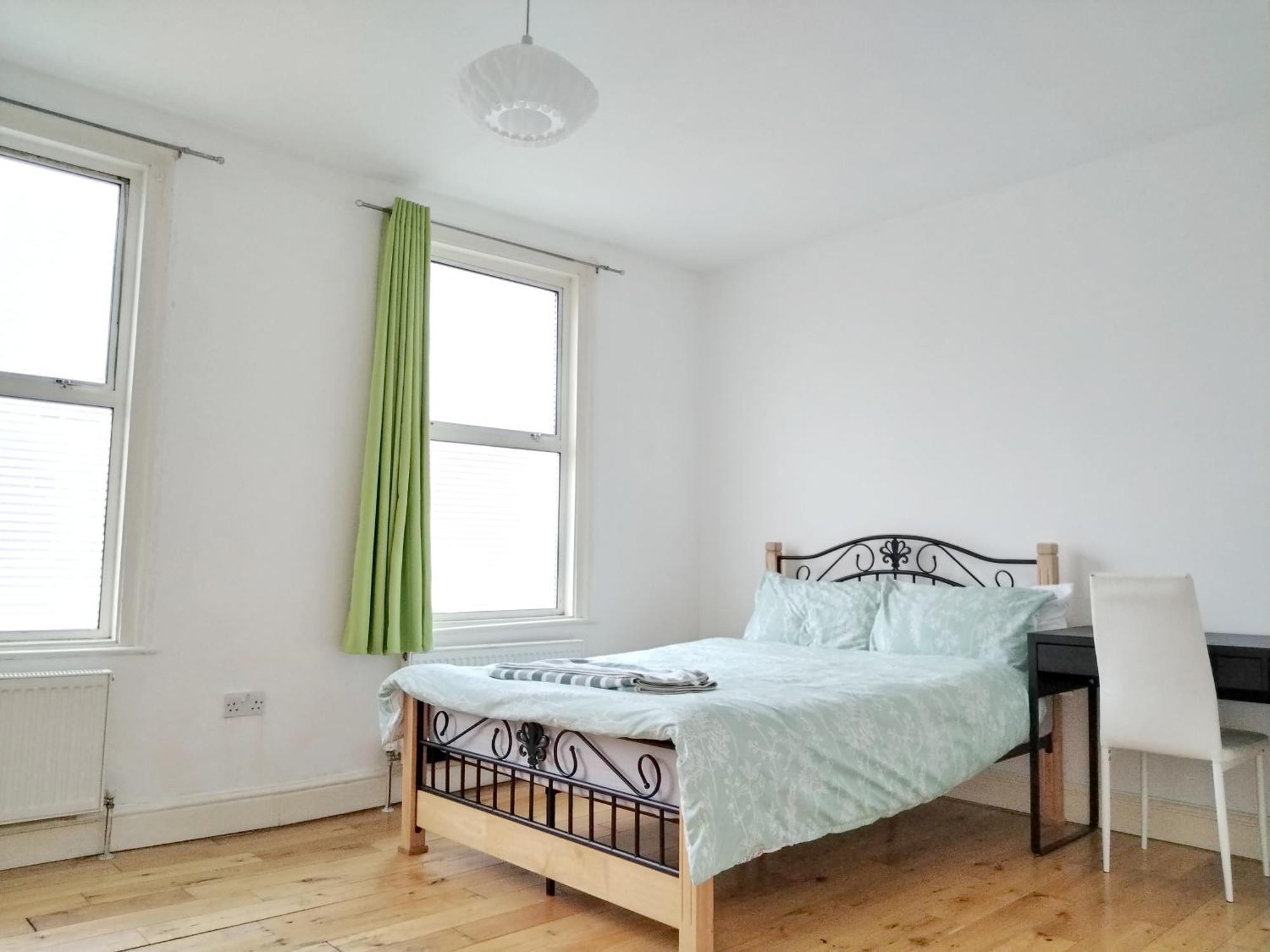 Cosy Rooms Near Canary Wharf & The O2 London Exterior photo