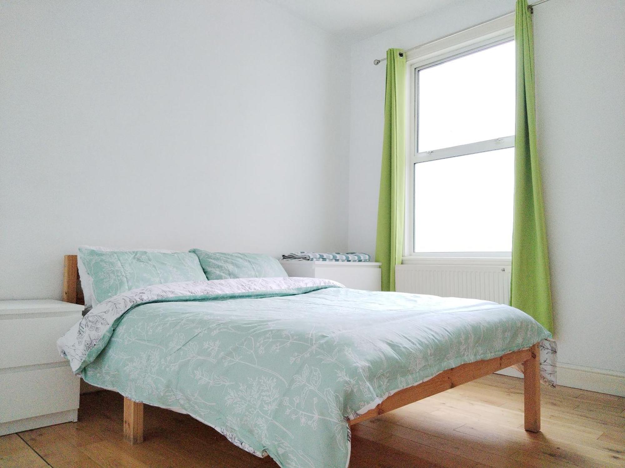 Cosy Rooms Near Canary Wharf & The O2 London Exterior photo