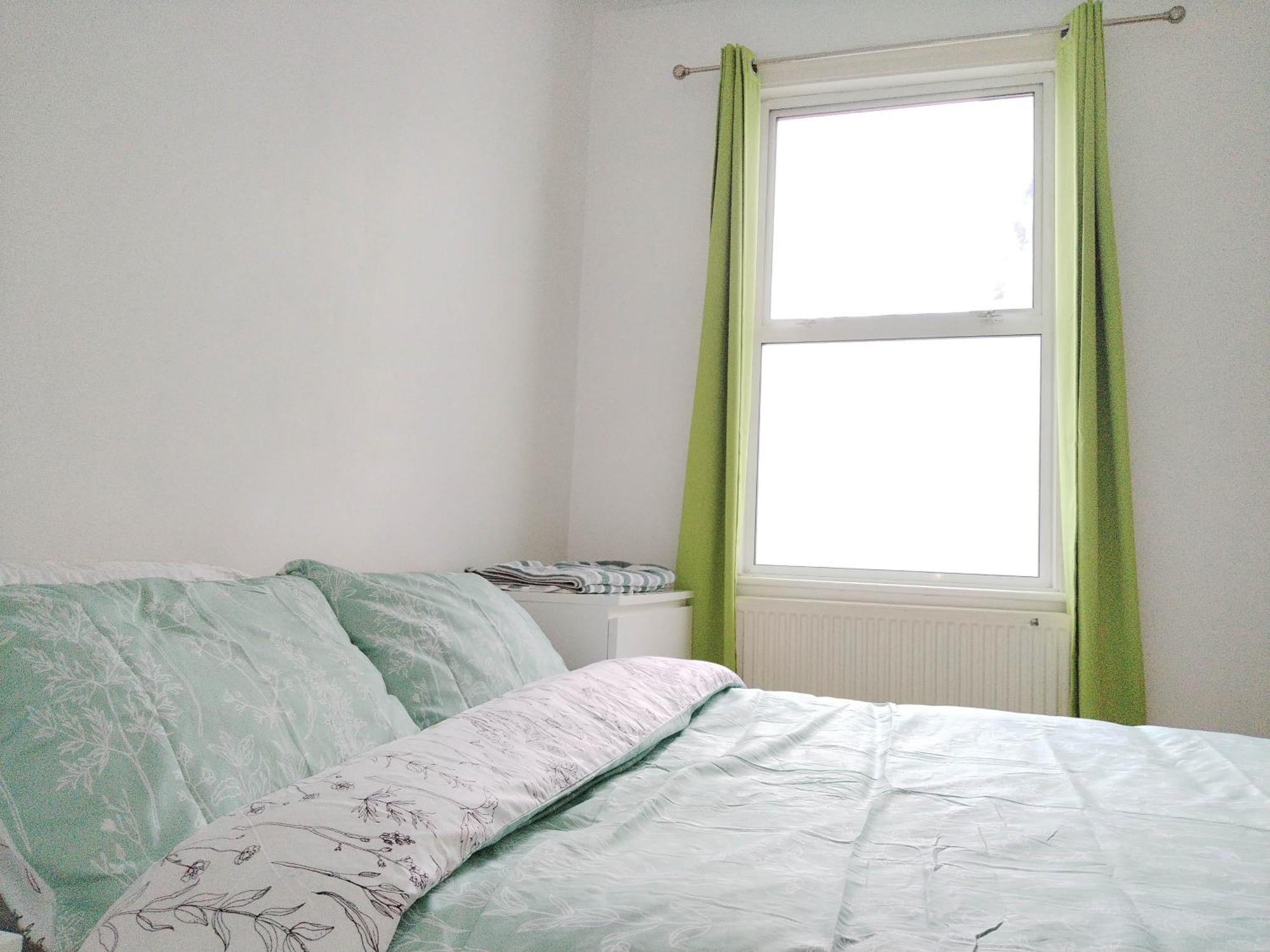 Cosy Rooms Near Canary Wharf & The O2 London Exterior photo
